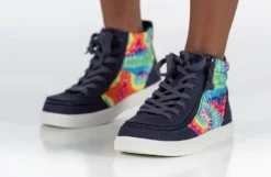 Navy Tie Dye BILLY Street High Tops -Style Step Shoes Shop BK22110 410 studio standing 2 940x614 3fd7c446 52e0 43c2 9604 40034bfd115d