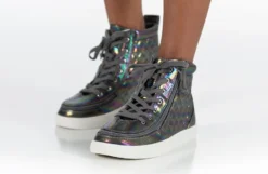 Graphite Rainbow BILLY Classic Quilt High Tops 21 Graphite Rainbow BILLY Classic Quilt High Tops -Style Step Shoes Shop BK22339 961 studio standing 2 940x614 cbfd3362 26fc 4d65 a9c4 e6c2d2bbffa5