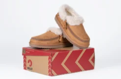 Chestnut BILLY Cozy Slippers -Style Step Shoes Shop BK22446 250 Studio 3 940x614 b043290a 9884 4a78 8460 ba6399aefdab