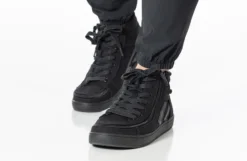 Men's Black To The Floor BILLY CS Sneaker High Tops 21 Men's Black To The Floor BILLY CS Sneaker High Tops -Style Step Shoes Shop BM22342 001 studio standing 2 940x614 767c7575 38f2 46da 9311 1dca1fe33b1b
